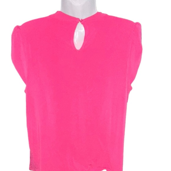 Pink Elle Beautiful blouse Sz M Embroidered keyhole opening - Picture 2 of 11